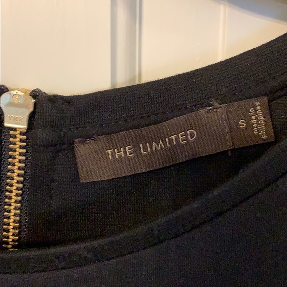 Limited Dress - Picture 4 of 5